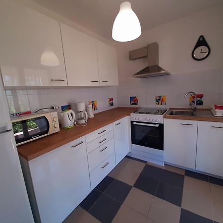 Apartments With A Parking Space Presika, Labin - 7390 ภายนอก รูปภาพ