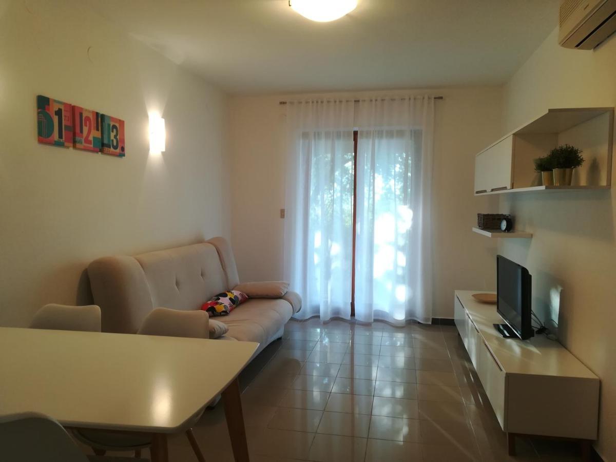 Apartments With A Parking Space Presika, Labin - 7390 ภายนอก รูปภาพ